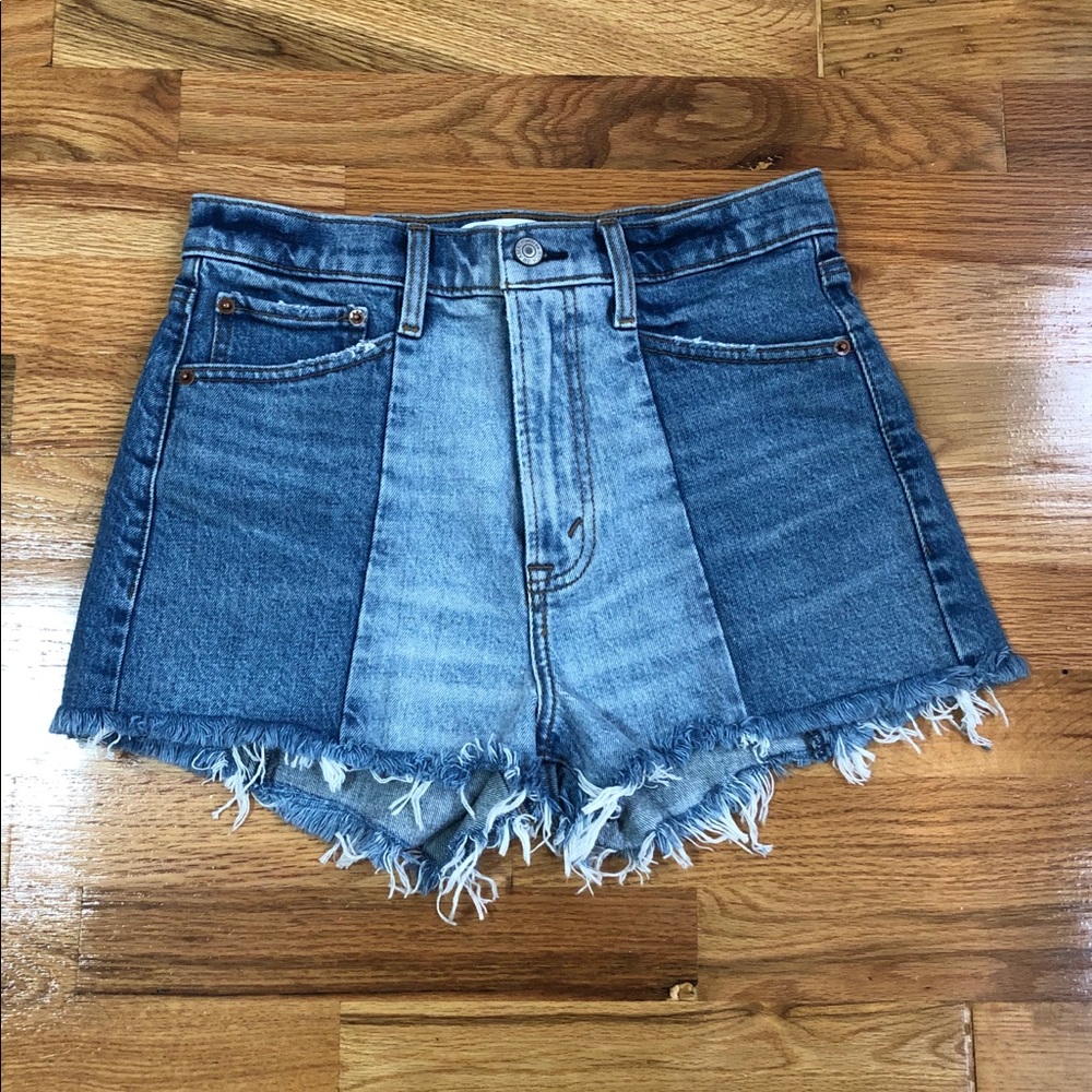 Abercrombie & Fitch High Rise Mom Shorts